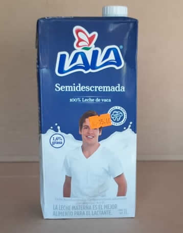 Leche Semidescremada Lala Tetra Pack 1 litro